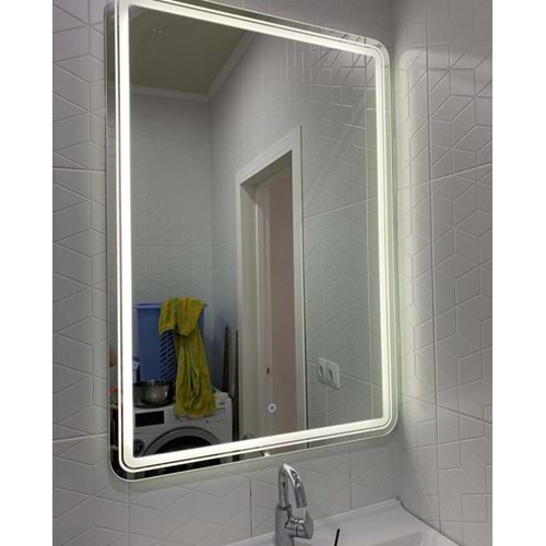 Led Işıklı Dikdörtgen Banyo Aynası